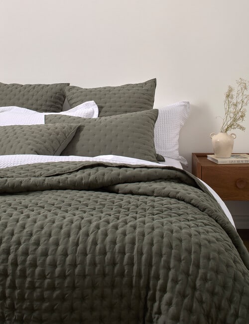 Kate Reed Dylan Coverlet product photo View 03 L