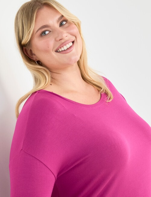 Bodycode Curve Long Sleeve Boxy Tee, Magenta product photo View 04 L