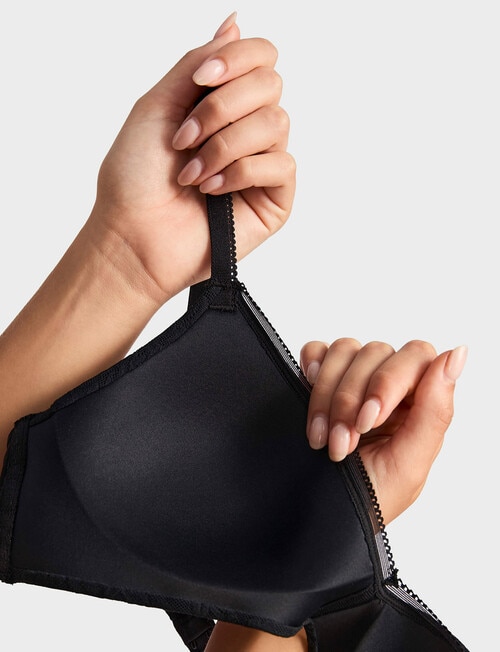 Jockey Lacette Bra, Black product photo View 05 L
