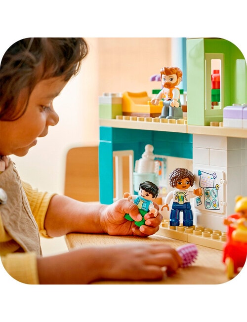 LEGO DUPLO 3-in-1 Modern Family House with Figures, 10470 product photo View 06 L