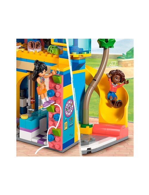 LEGO Friends Heartlake City Friends Club House, 42689 product photo View 07 L