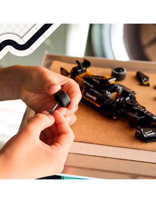 LEGO Speed Champions APXGP Team Race Car from F1&reg; The Movie, 77252 product photo View 09 L