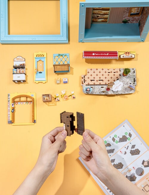DIY Kits Rolife Fluffy Cat Bakery, DP001 product photo View 03 L