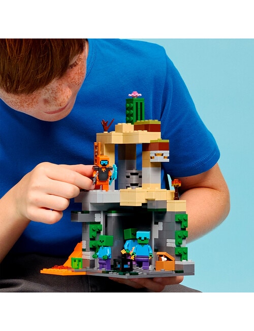 LEGO Minecraft Zombie Dungeon, 21587 product photo View 05 L