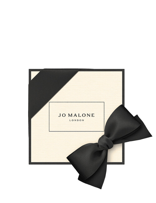 Jo Malone London Velvet Rose & Oud Body Cr&egrave;me product photo View 02 L