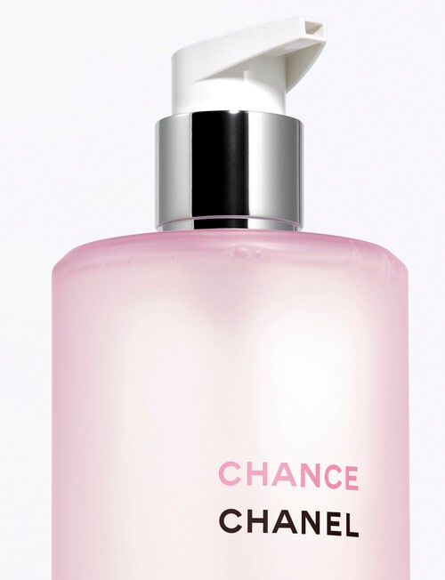 CHANEL CHANCE EAU TENDRE Hand And Body Liquid Soap, 400ml product photo View 02 L