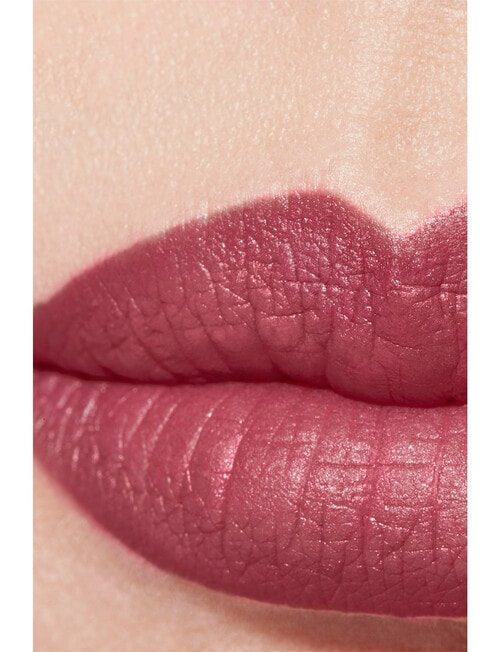 CHANEL ROUGE ALLURE VELVET Luminous Matte Lip Colour product photo View 06 L