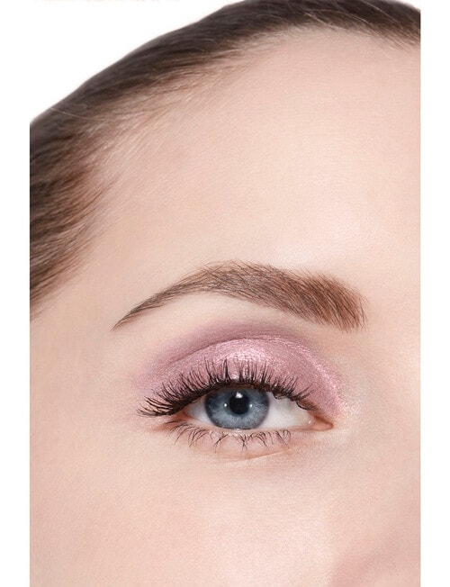 CHANEL ROUGE NOIR - OMBRE ESSENTIELLE Multi-Use Longwearing Eyeshadow product photo View 05 L