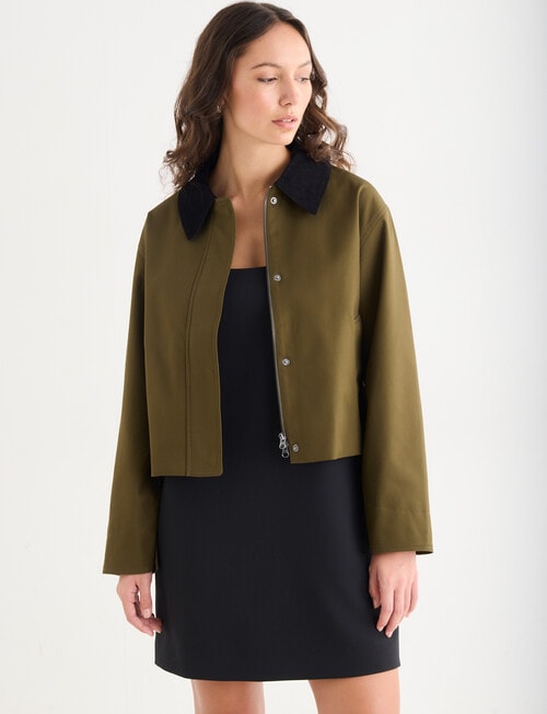 Mineral Sakura Jacket, Pine product photo