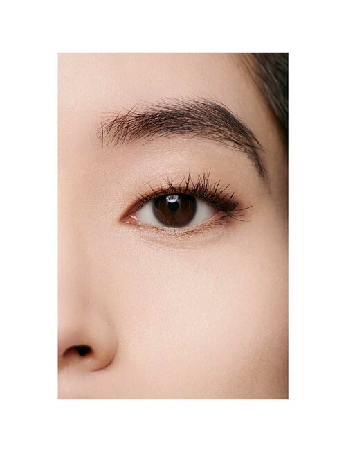 CHANEL ULTRA LE TEINT LE CORRECTEUR Ultrawear - All-day Comfort - Flawless Finish Concealer product photo View 04 L