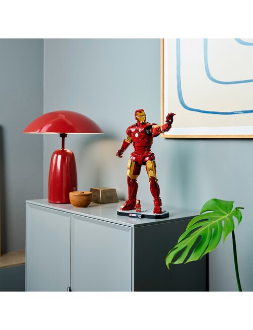 LEGO Superheroes Iron Man Mark 3 Collectors' Edition, 76344 product photo View 10 L