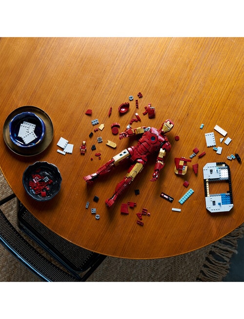 LEGO Superheroes Iron Man Mark 3 Collectors' Edition, 76344 product photo View 11 L