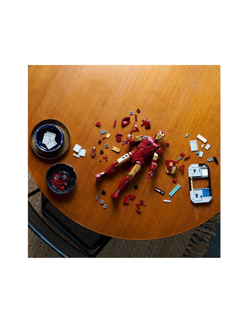 LEGO Superheroes Iron Man Mark 3 Collectors' Edition, 76344 product photo View 11 L