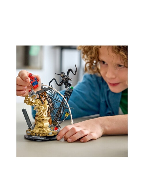 LEGO Superheroes Epic Battle: Spider-Man vs. Sandman, 76334 product photo View 11 L