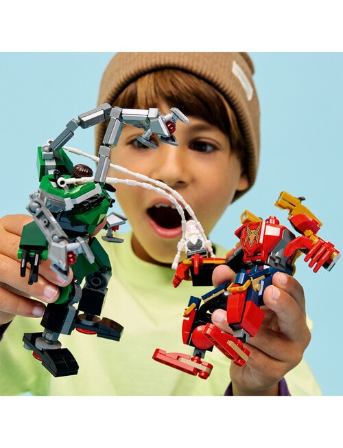 LEGO Superheroes Mech Battle: Spider-Man vs. Doc Ock, 76338 product photo View 11 L