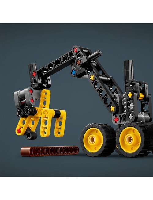 LEGO Technic John Deere 1470H Wheeled Harvester, 42218 product photo View 05 L