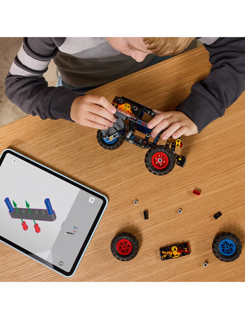 LEGO Technic Monster Jam Grave Digger Fire and Ice, 42219 product photo View 07 L