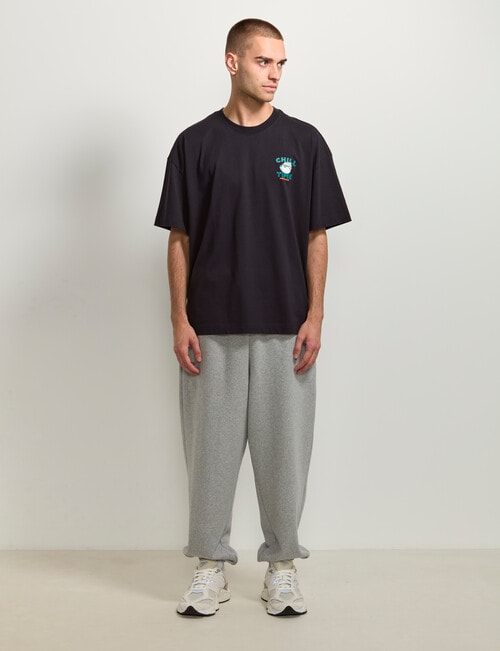 AIR SPACE Chill Time Tee, Black product photo View 08 L