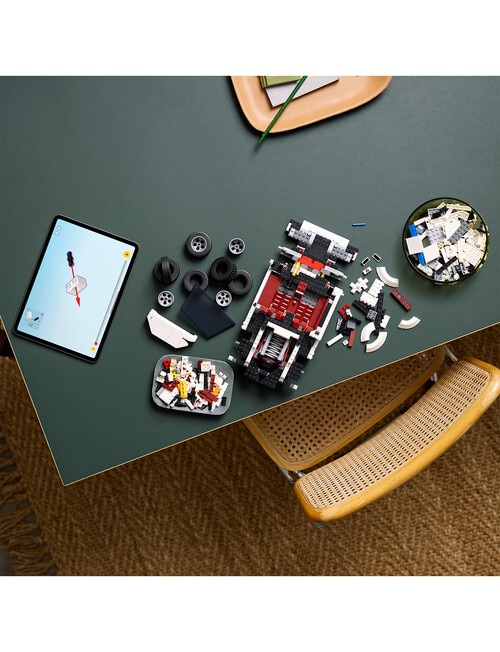 Lego Icons Lamborghini Countach 5000 Quattrovalvole, 10337 product photo View 10 L