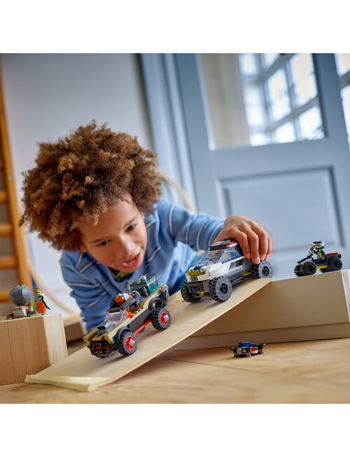 LEGO City Off-Road Police Car Chase 60449 product photo View 08 L