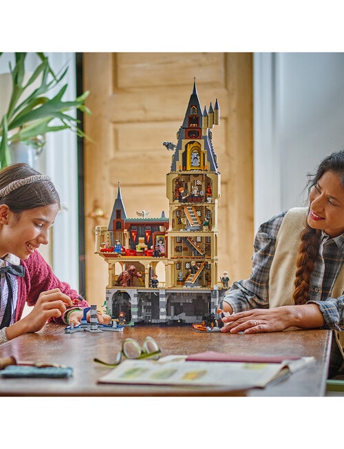 LEGO Harry Potter Hogwarts Castle: The Main Tower, 76454 product photo View 12 L