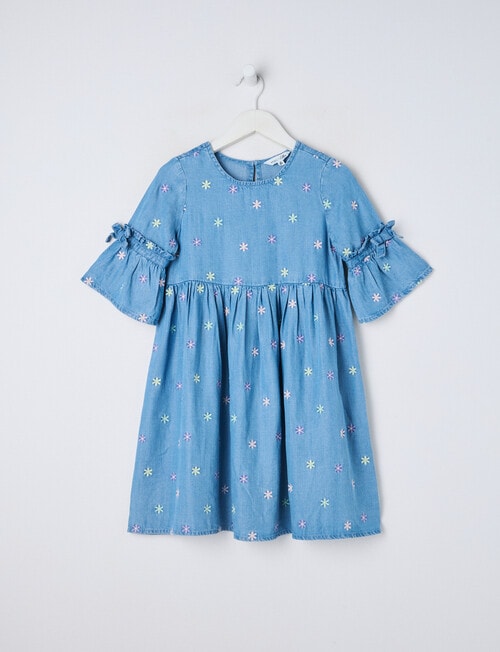 Mac & Ellie Shortsleeve Embroidered Daisy Dress, Chambray product photo