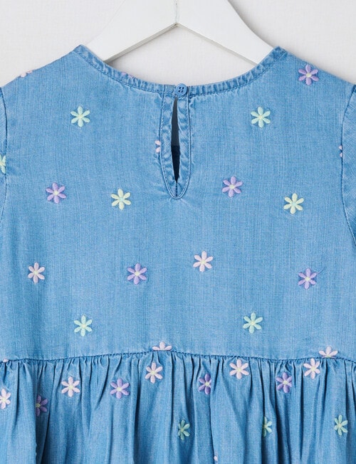 Mac & Ellie Shortsleeve Embroidered Daisy Dress, Chambray product photo View 03 L