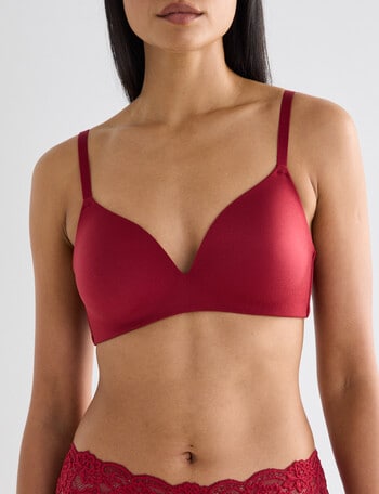 Lyric Wirefree Bra, Cherry Red, A-D product photo