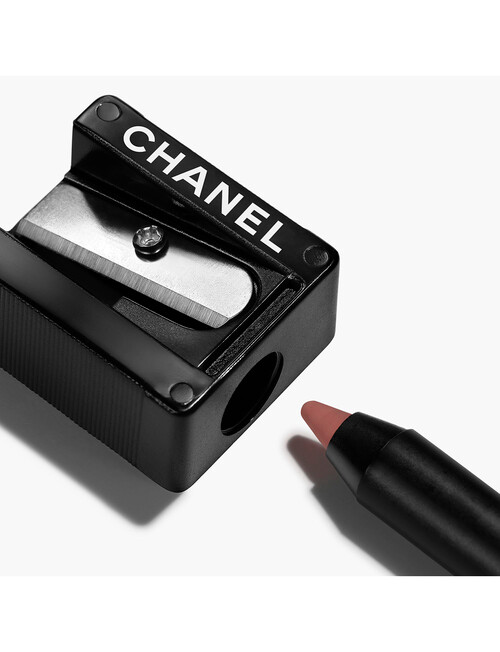 CHANEL CRAYON L&Egrave;VRES Precision Lip-Defining Pencil product photo View 03 L