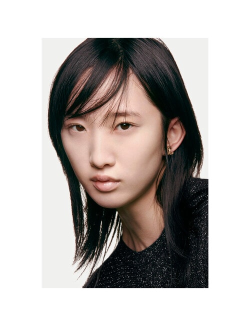 CHANEL &Eacute;CLAT PREMIER BRIGHT COMPACT FOUNDATION Long-Lasting Brightening And Correcting Compact Foundation product photo View 05 L