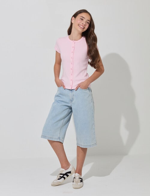 Switch Remi Baggy Denim Jort, Light Blue product photo