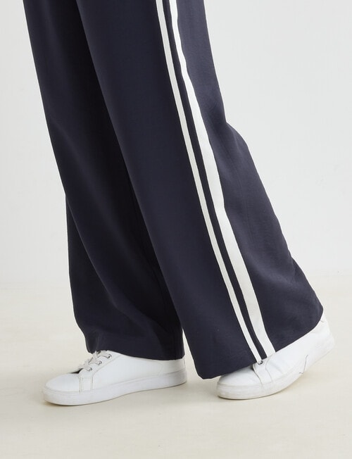 Whistle Urban Straight Leg Pant, Short Length, Midnight product photo View 06 L