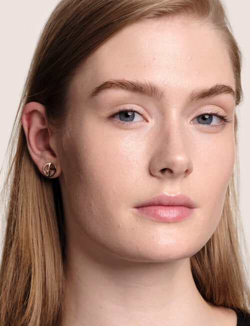 Armani Luminous Silk Perfect Glow Concealer product photo View 07 L