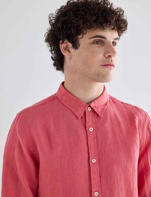 Gasoline Linen Shirt, Faded Red product photo View 04 L
