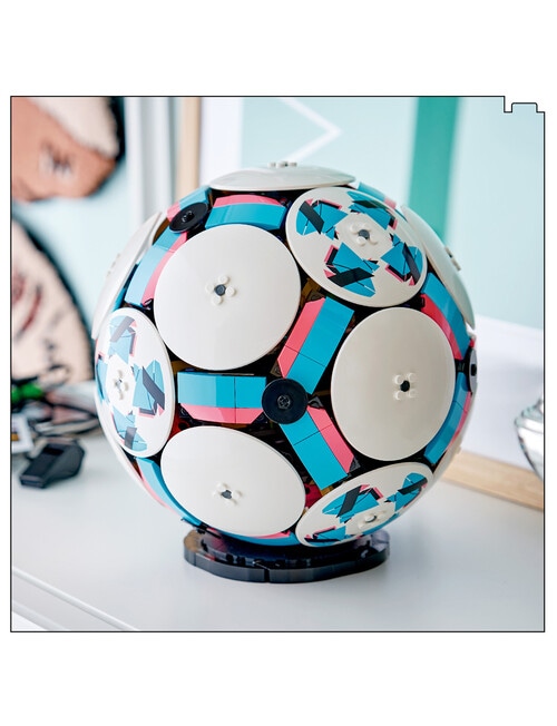 LEGO Soccer Ball, 43019 product photo View 07 L