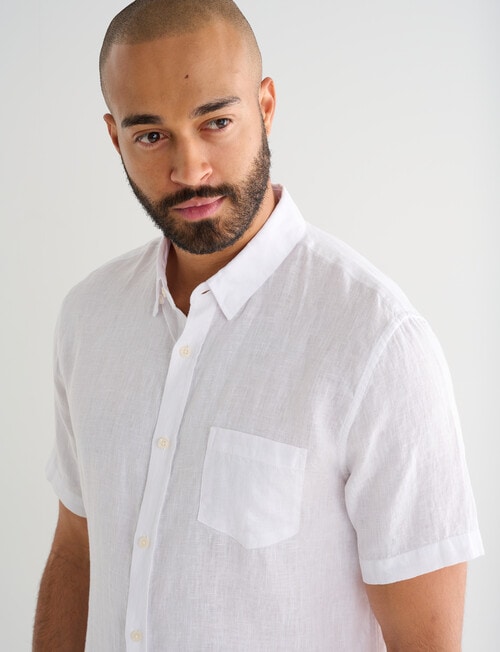 Gasoline Short Sleeve Linen Shirt, White product photo View 04 L