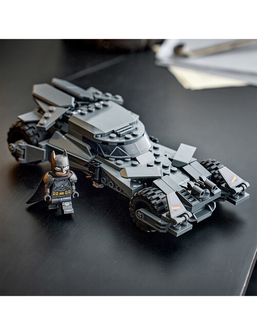Lego Super Heroes Batman V Superman Batmobile, 76331 product photo View 05 L
