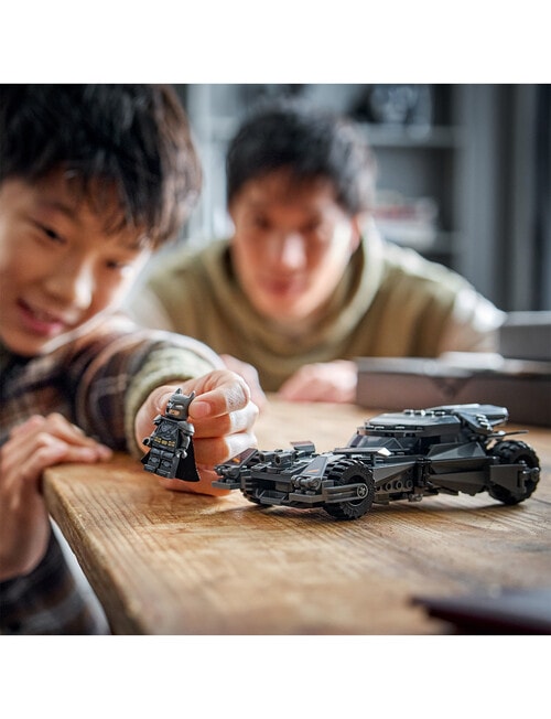 Lego Super Heroes Batman V Superman Batmobile, 76331 product photo View 10 L
