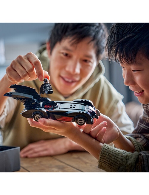 Lego Super Heroes Batman & Robin Batmobile, 76333 product photo View 09 L