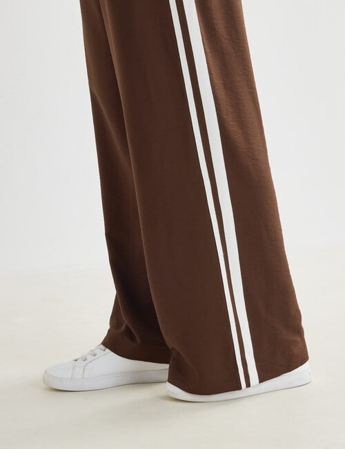 Whistle Urban Straight Leg Pant, Short Length, Chocolate product photo View 06 L