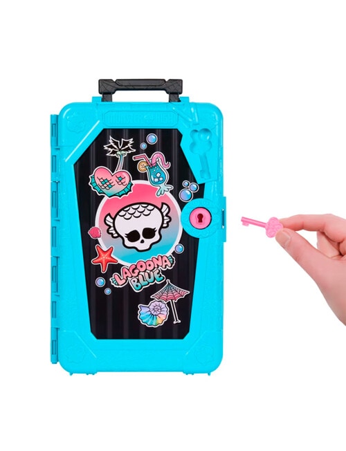 Monster High Skulltimate Secrets Gore-geous Oasis Lagoona Blue Doll & Accessories product photo View 02 L