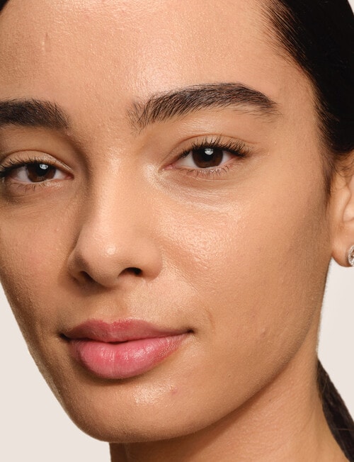Armani Luminous Silk Foundation product photo View 06 L