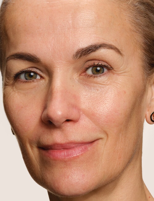 Armani Luminous Silk Foundation product photo View 06 L