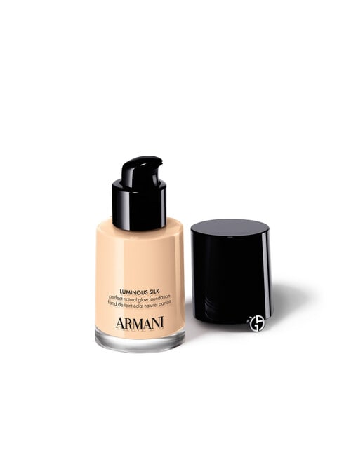 Armani Luminous Silk Foundation product photo View 07 L