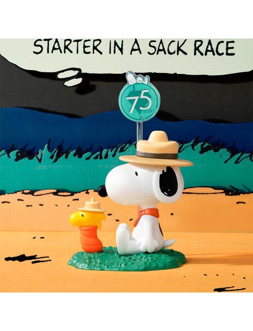 Pop Mart Peanuts 75th Anniversary - Snoopy Comic Life Series Figures product photo View 04 L