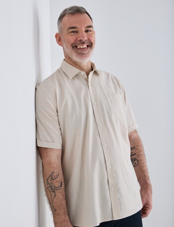 Chisel Linen Blend Short Sleeve Shirt, Sand product photo
