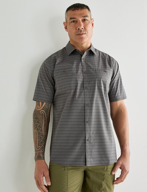 Kauri Trail Base Stretch Short Sleeve Shirt, Charcoal product photo