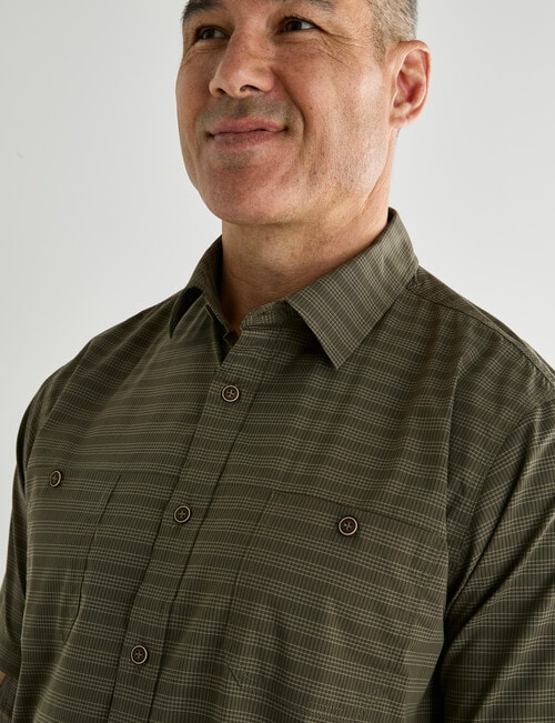 Kauri Trail Base Stretch Short Sleeve Shirt, Olive product photo View 04 L