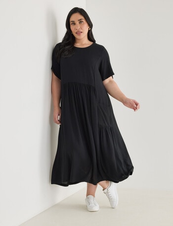 Studio Curve Short Sleeve Oversized Pocket Dress, Black product photo