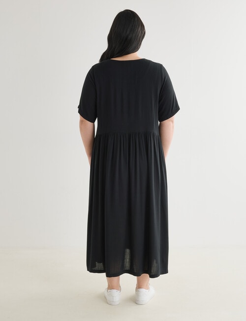 Studio Curve Short Sleeve Oversized Pocket Dress, Black product photo View 02 L